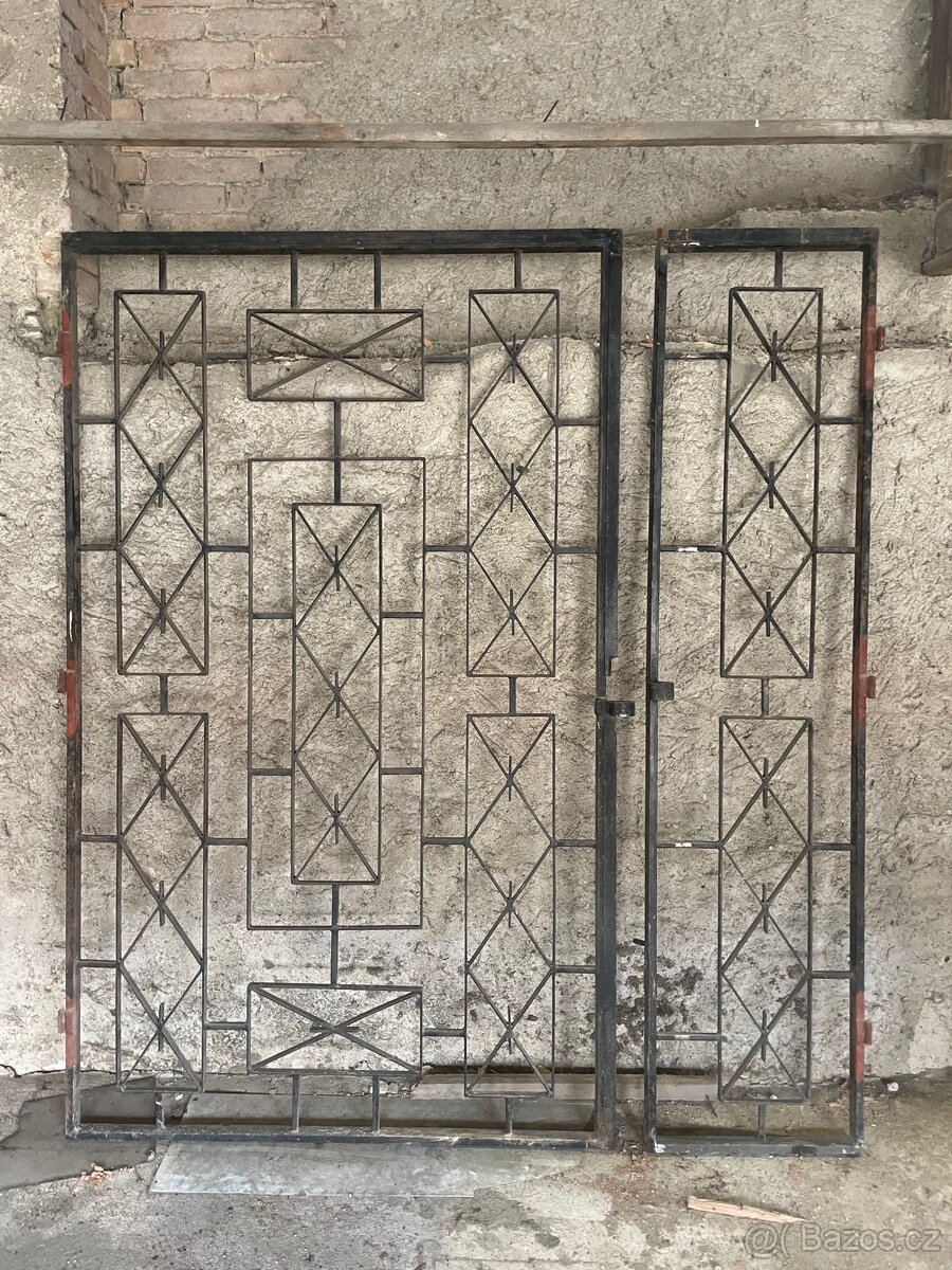 Ocelová mříž dvoukřídlá