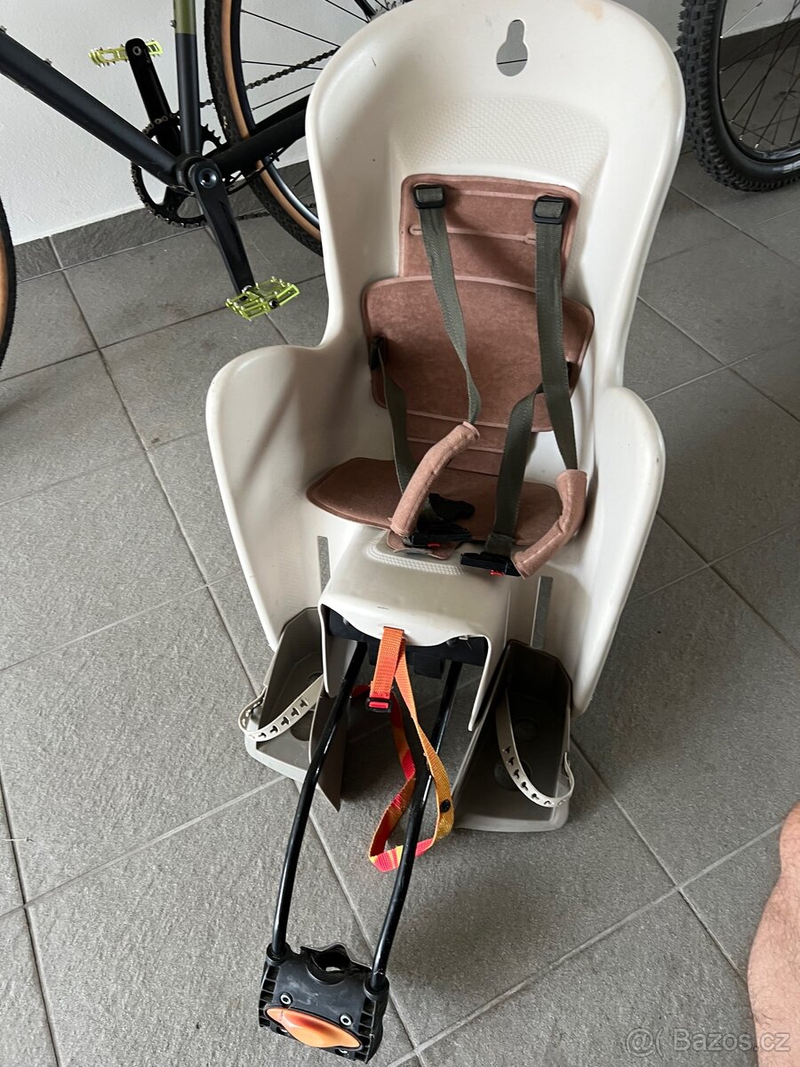 Sedačka na kolo