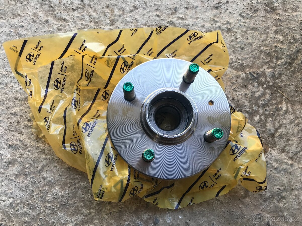 Náboj zadního kola s ložiskem pro HYUNDAI ACCENT