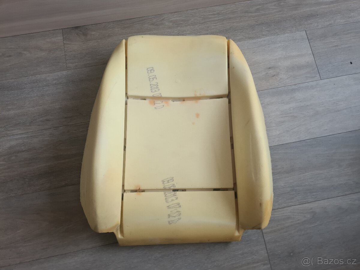 NOVÁ Výplň opěrky sedačky Octavia 1, Golf IV ORIG