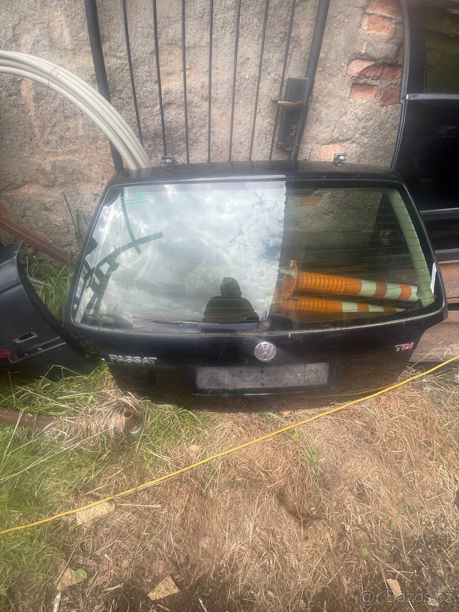Zadní vrata Passat b5.5