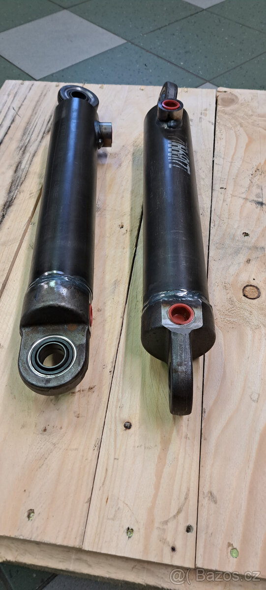Hydraulický válec