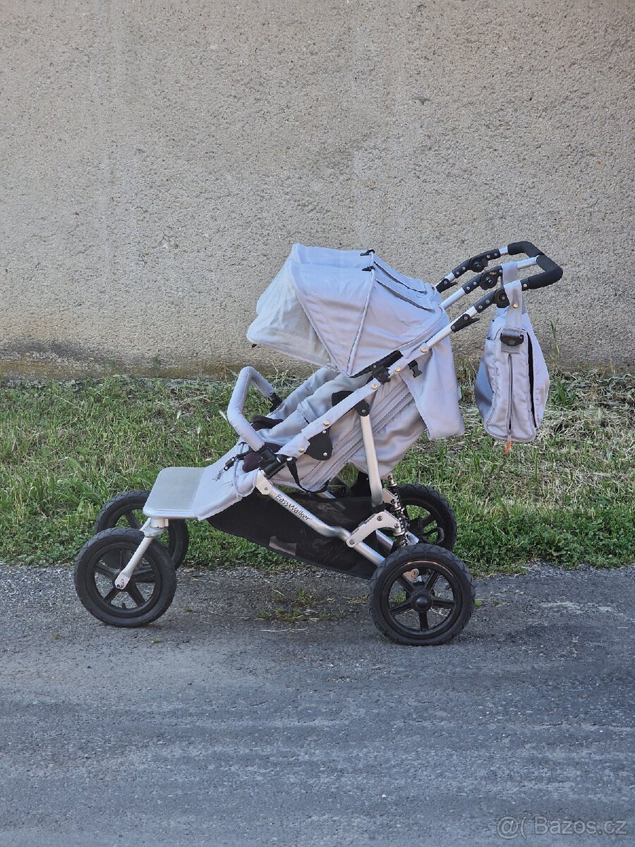 Sourozenecký kočárek EasyWalker Duo