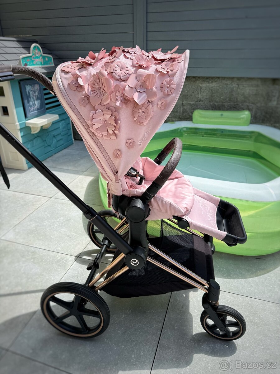 Prodám kočárek Cybex Priam – Simply Flowers Light Pink,