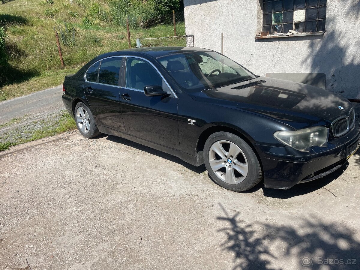 BMW 745i e65 V8 4,4L na ND