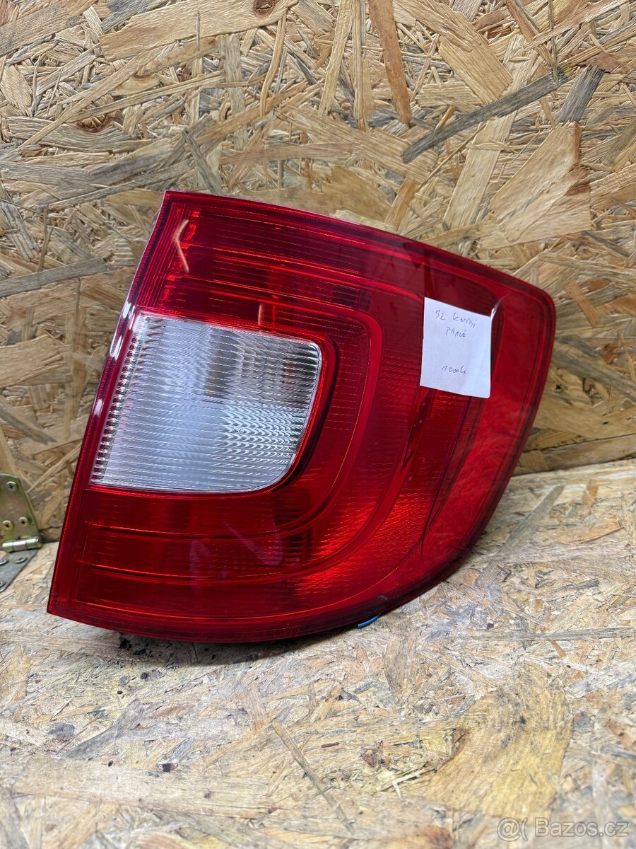 Prave zadni svetlo Skoda Superb 2 kombi