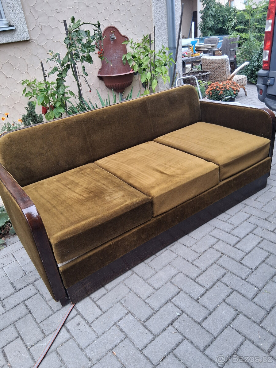 Starožitný rozkládací gauč Halabala - Art Deco
