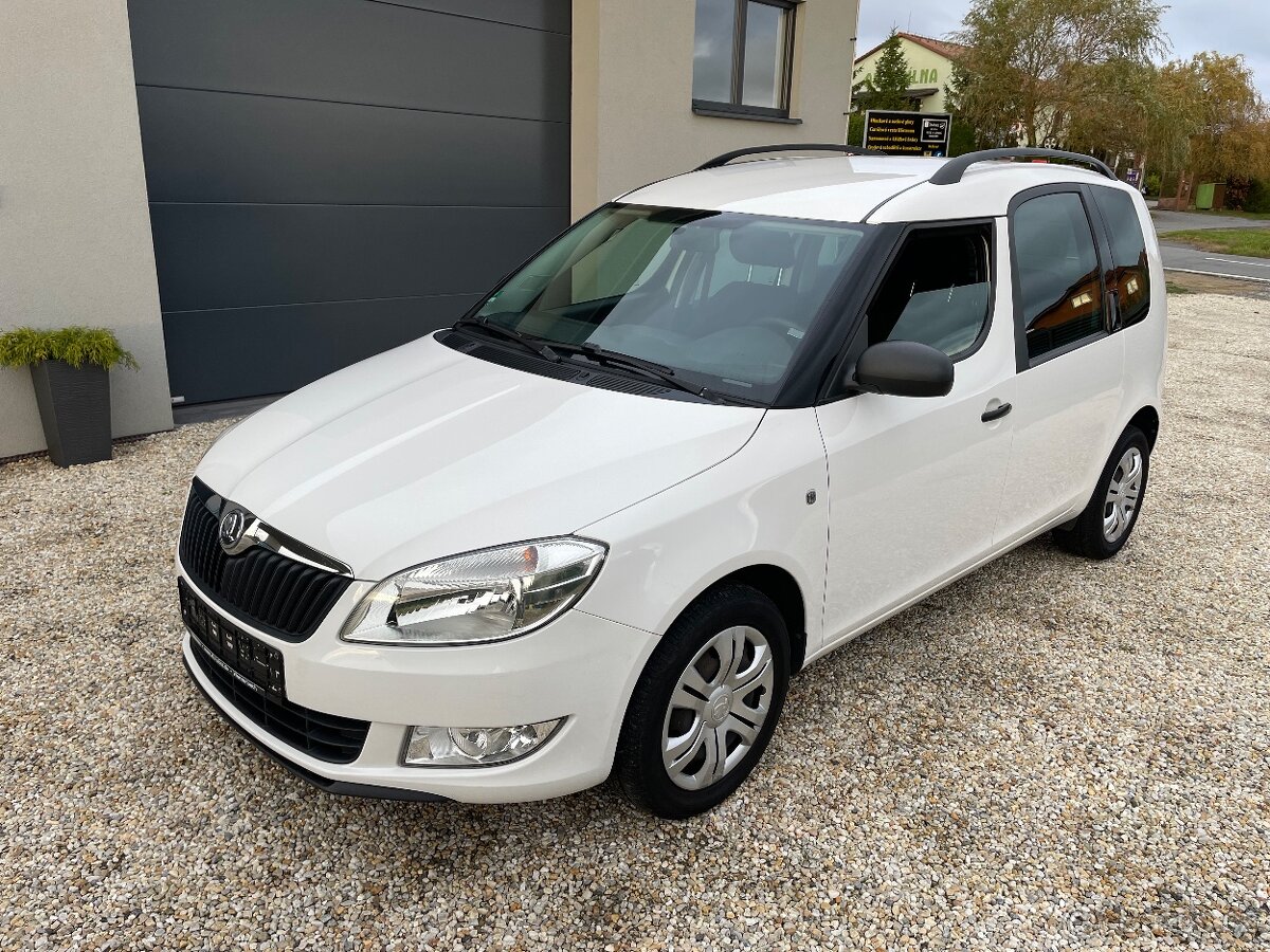 ŠKODA ROOMSTER 1,4 63KW MODEL 2015 1 MAJITELKA