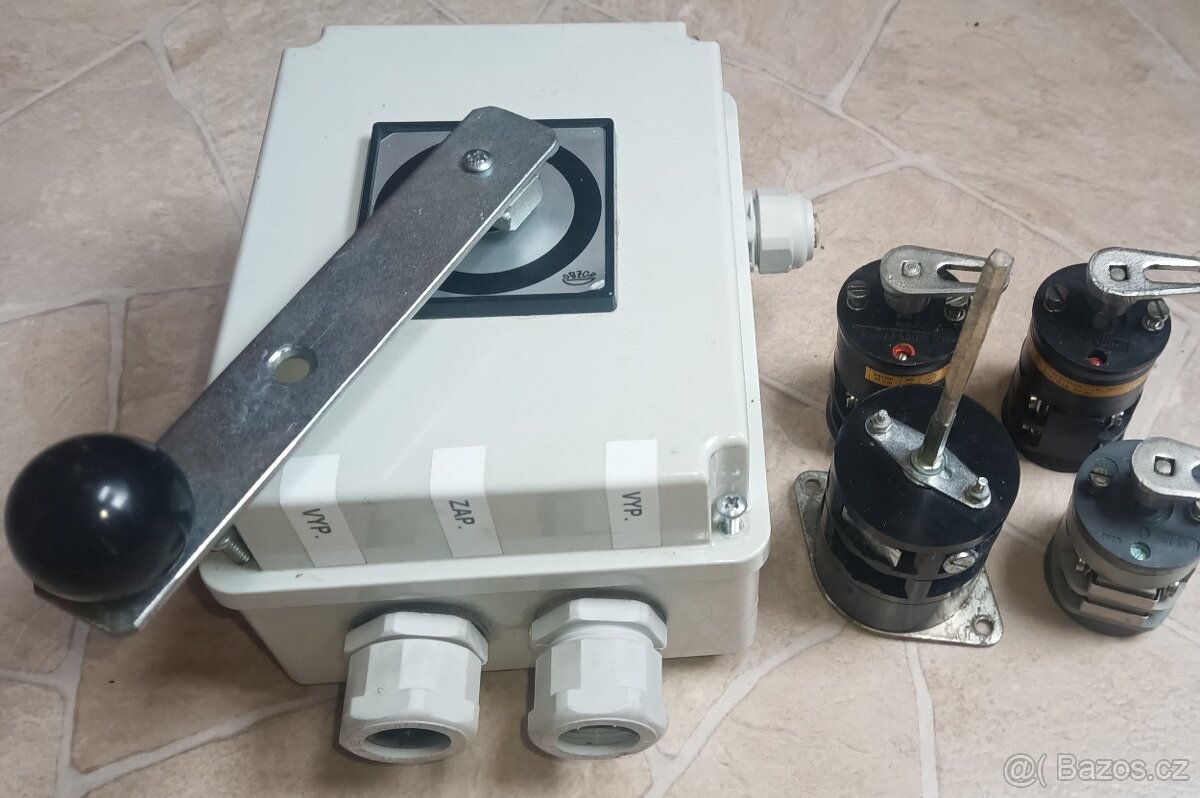 Spínače vačkový přepínače