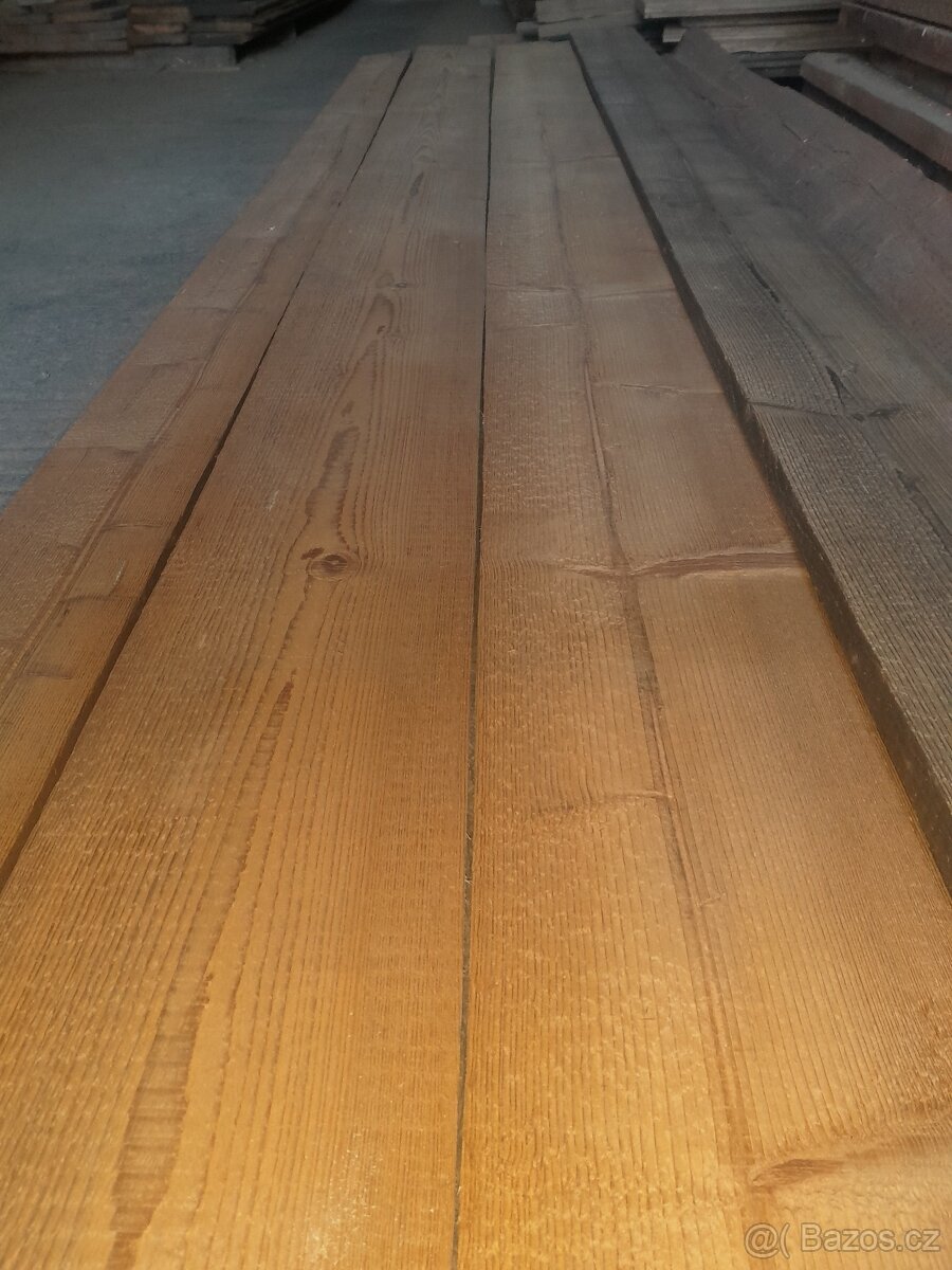 Prodám stará drásaná prkna.