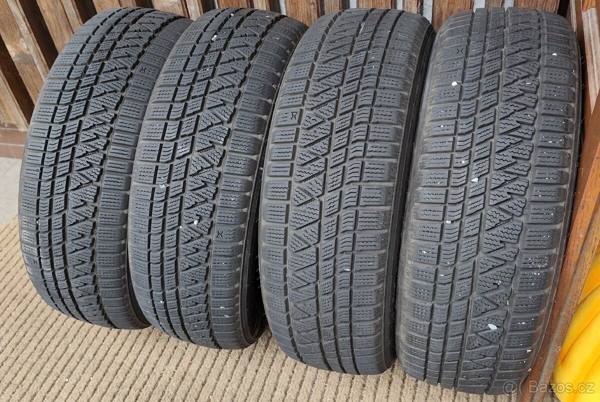 Zimní pneumatiky Kumho Winter Craft 225/65 R17
