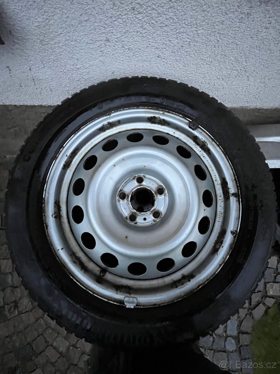 Prodám 4× plechová kola 17" s pneumatikami 225/55 R17 4ks