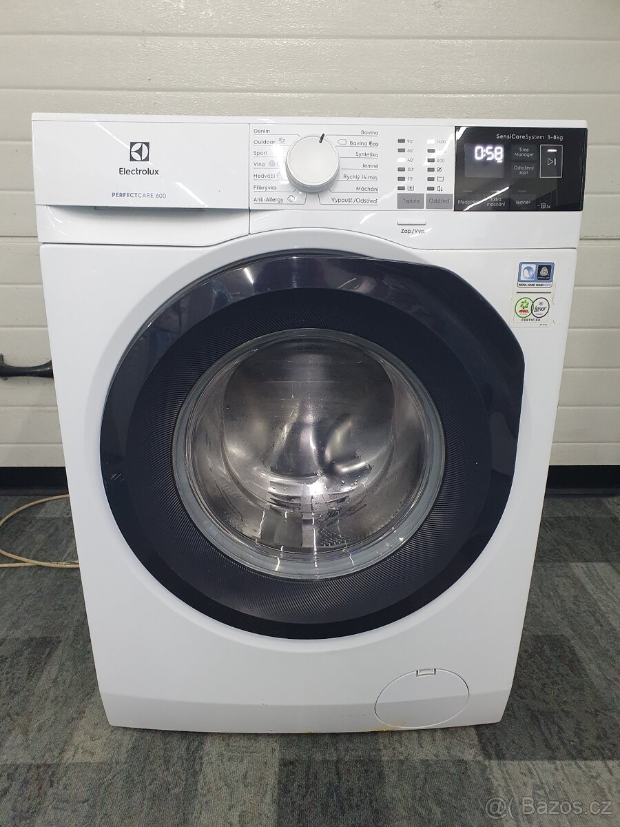 Pračka Electrolux EW6F448BUC A+++