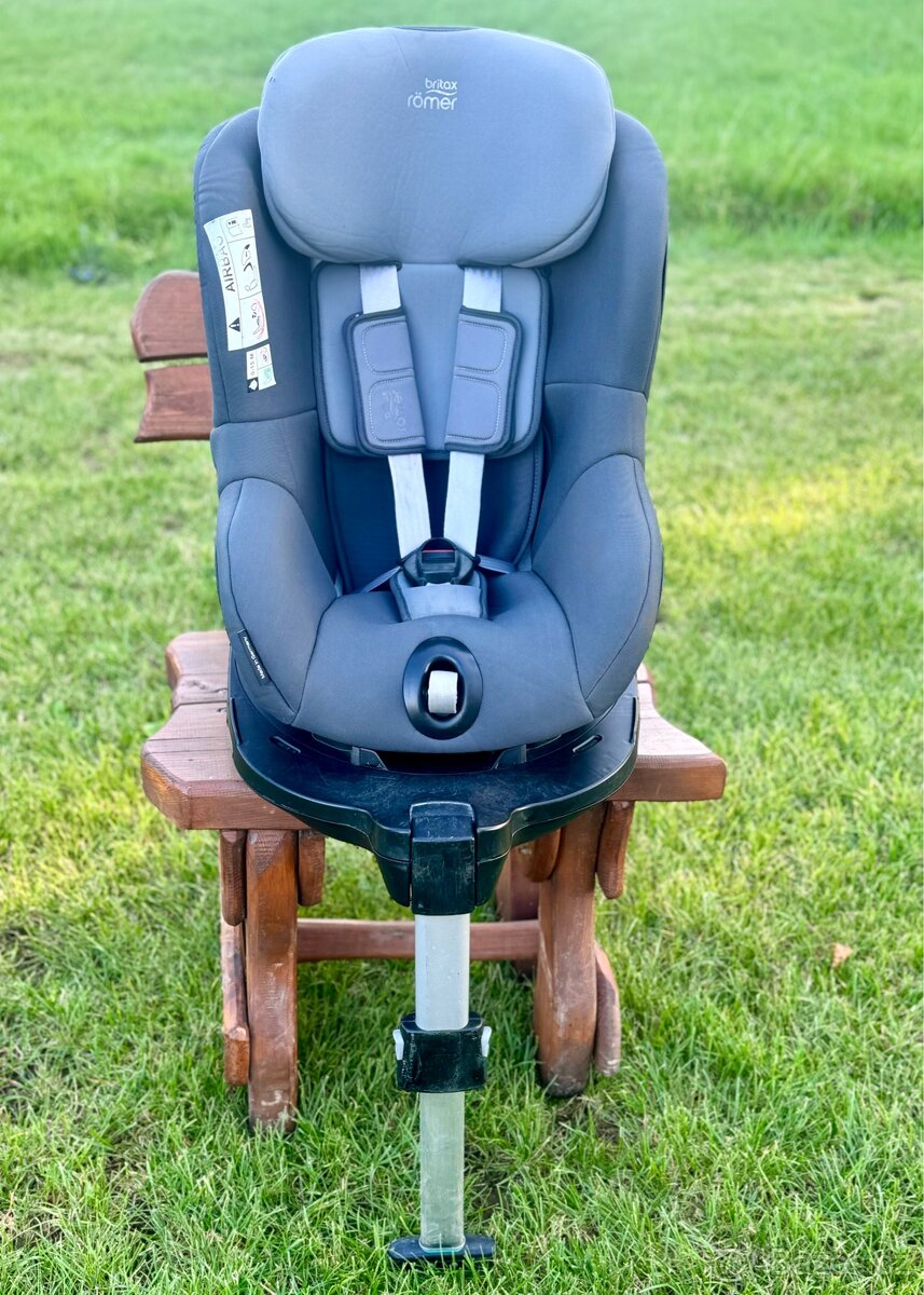 Dětská autosedačka Britax Romer otočná