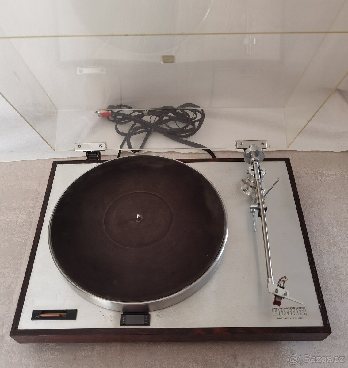 Gramofón Luxman PD-272