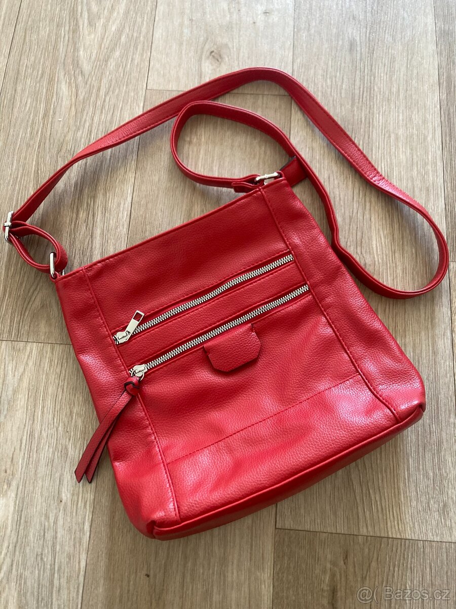 Červená kabelka přes rameno - jako nová