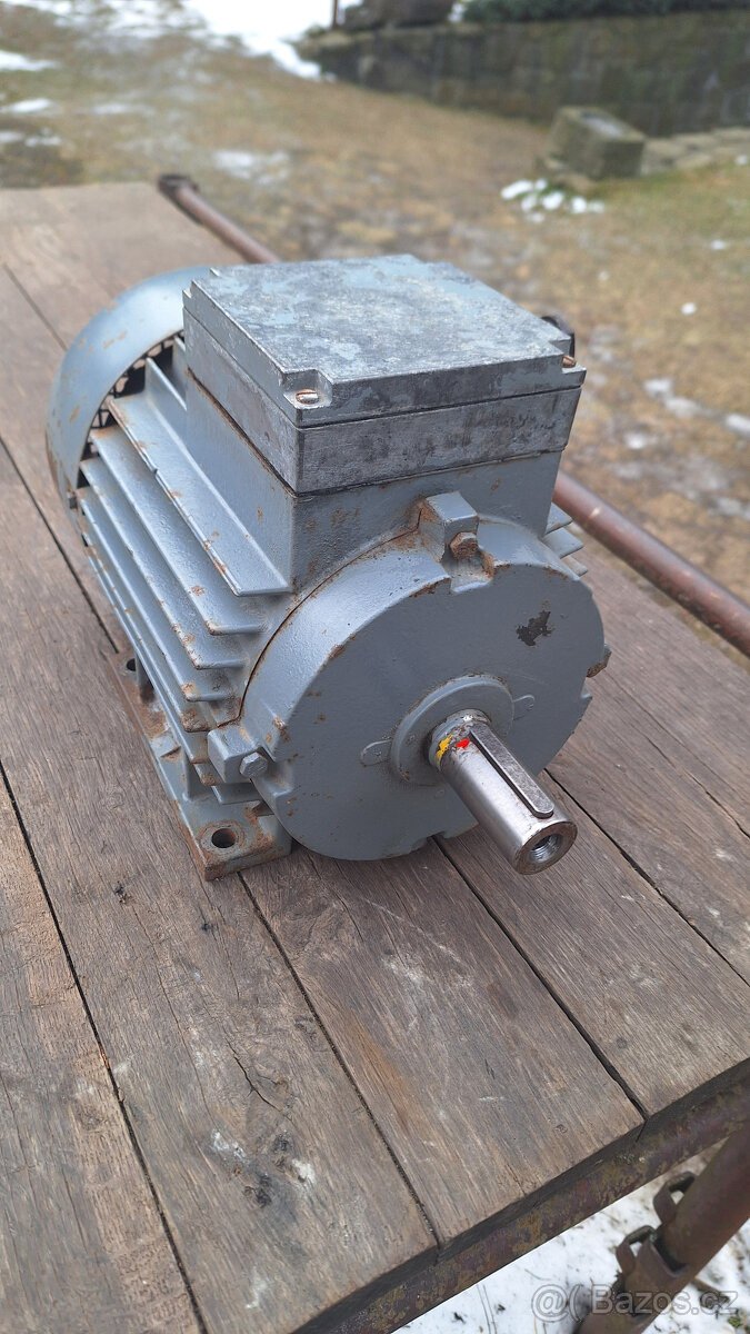 Elektromotor MEZ Mohelnice - 2,2 kW