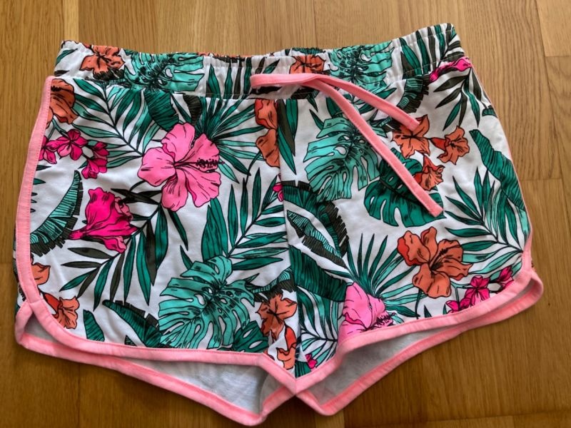 Dívčí kraťasy, vel. 158