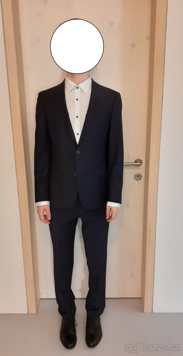 Oblek Otto Berg vel 46.