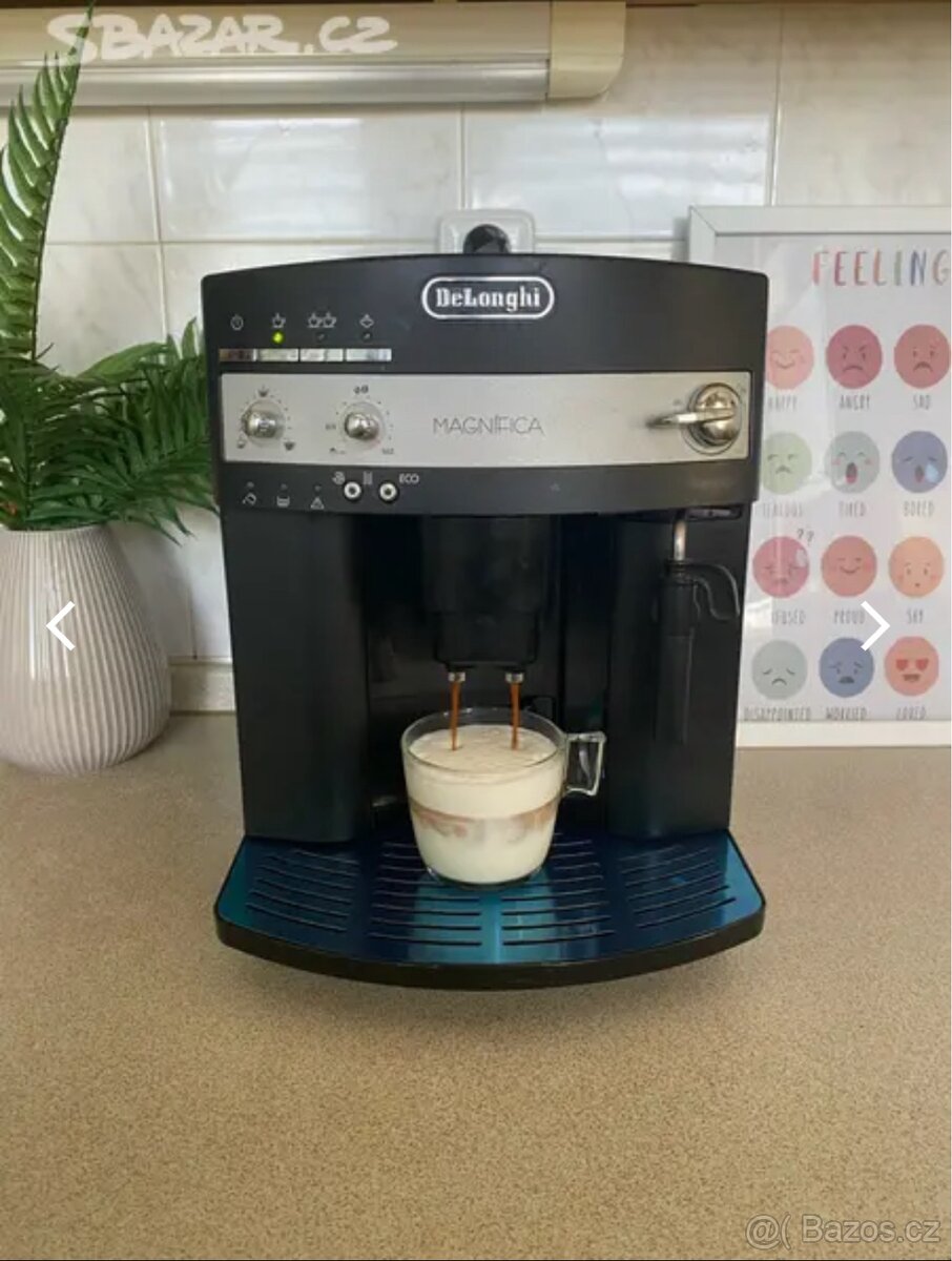 Kávovar Delonghi