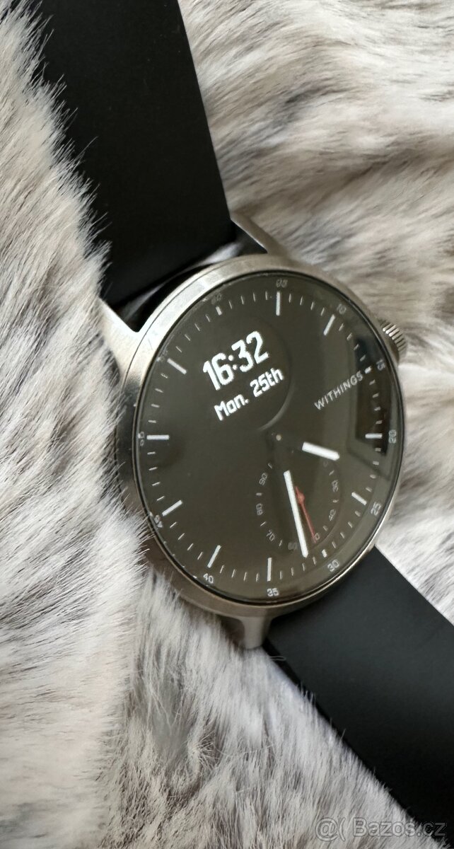 Hybridní chytré hodinky Withings SmartWatch 42mm