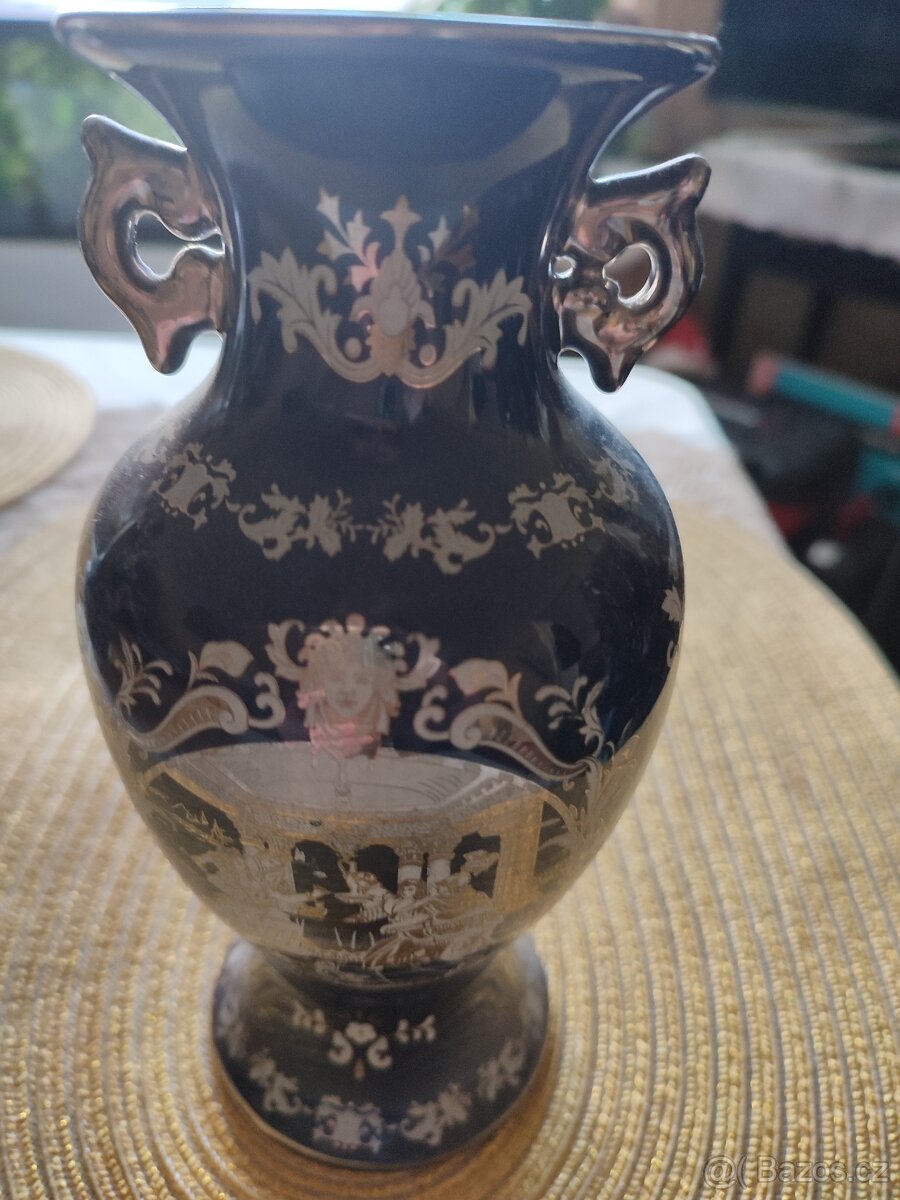 Čínská  váza