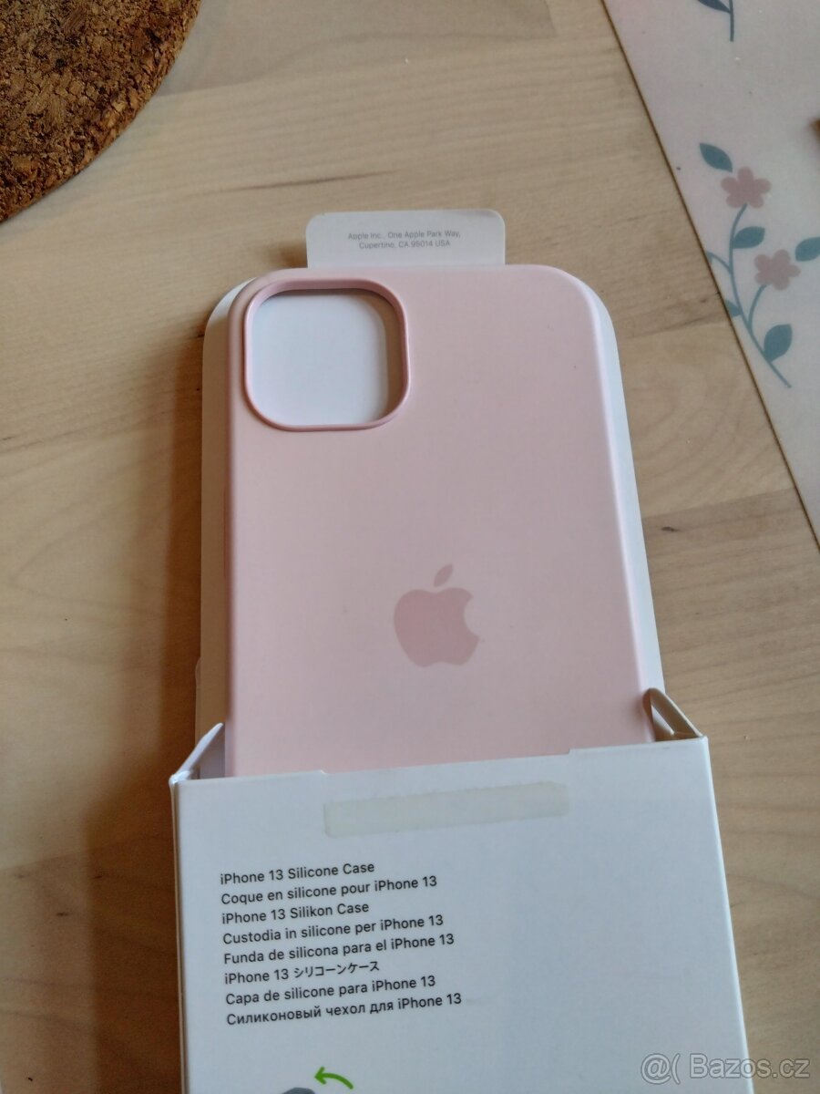 Iphone 13 kryt v růžové barvě Safe za 150 Kč