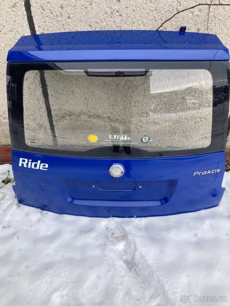 Sklo víka kufru škoda roomster