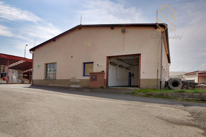 Pronájem garáže 36m2, ul. Jateční, Ústí nad Labem - Město