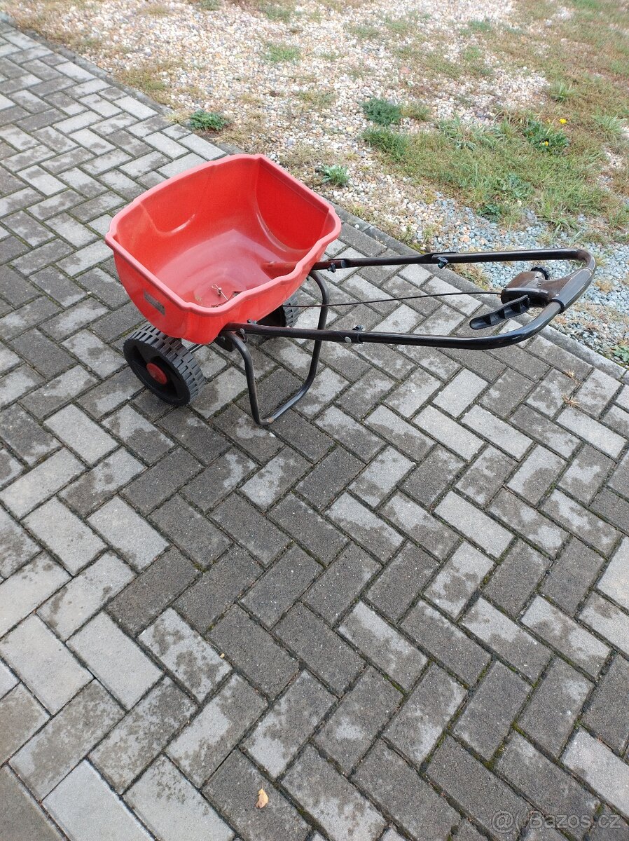 Rozmetadlo Hecht