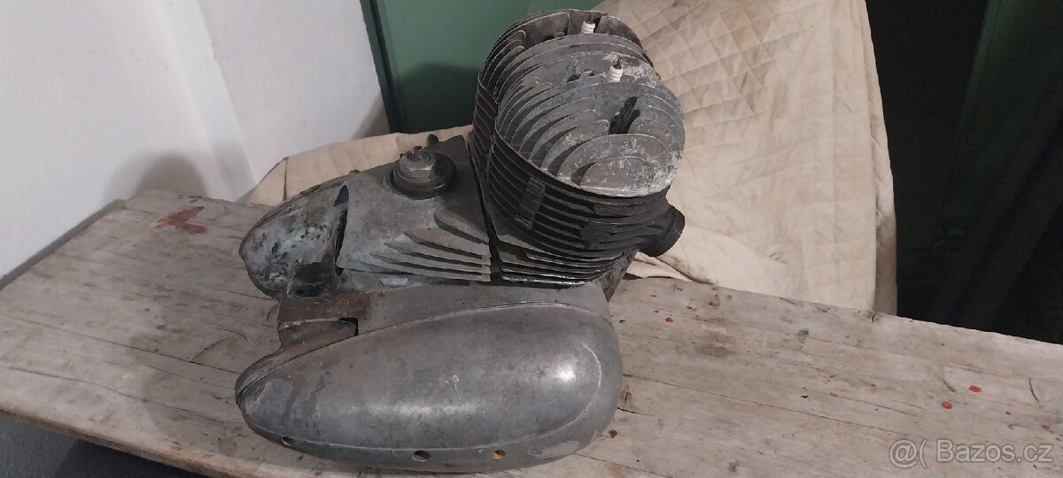 Motor jawa 350 panelka