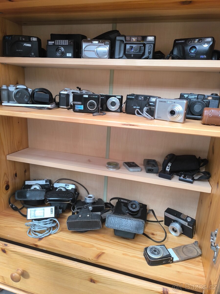 Staré fotoaparáty