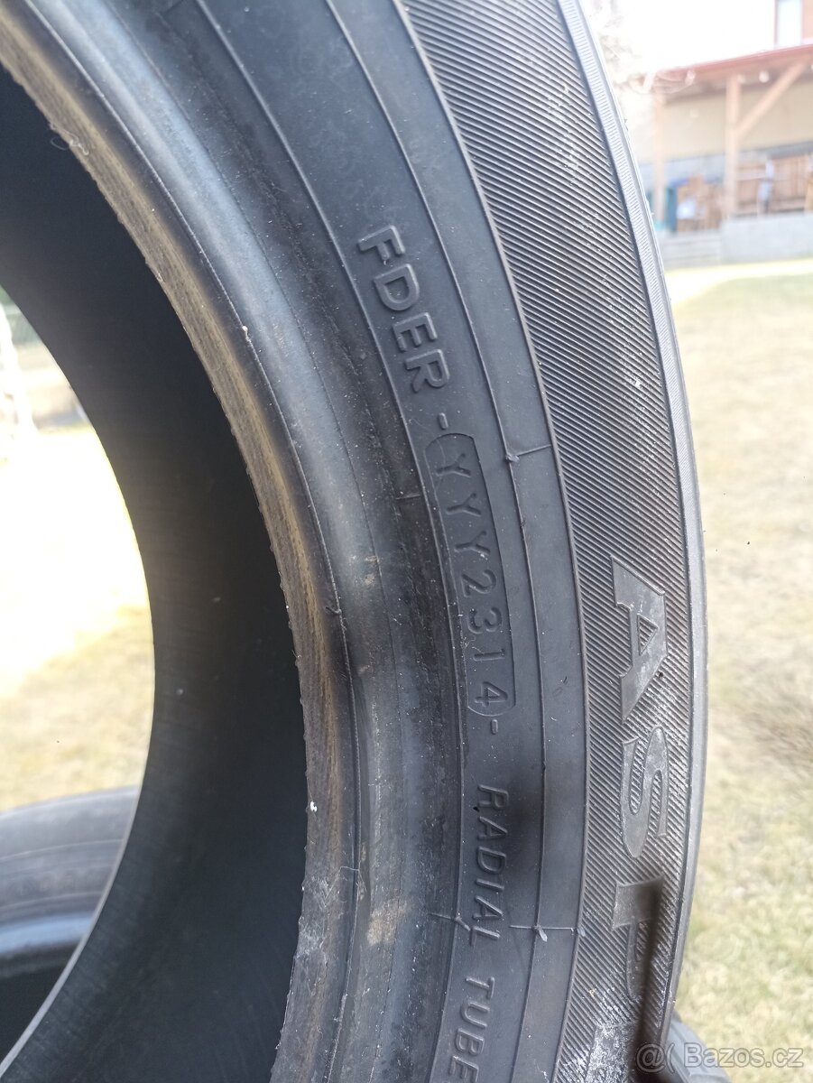 letni pneumatiky yokohama 215/60 r17