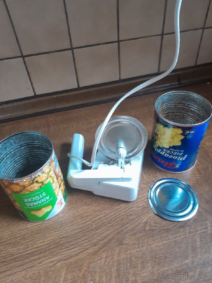Elektrický otvírač konzerv