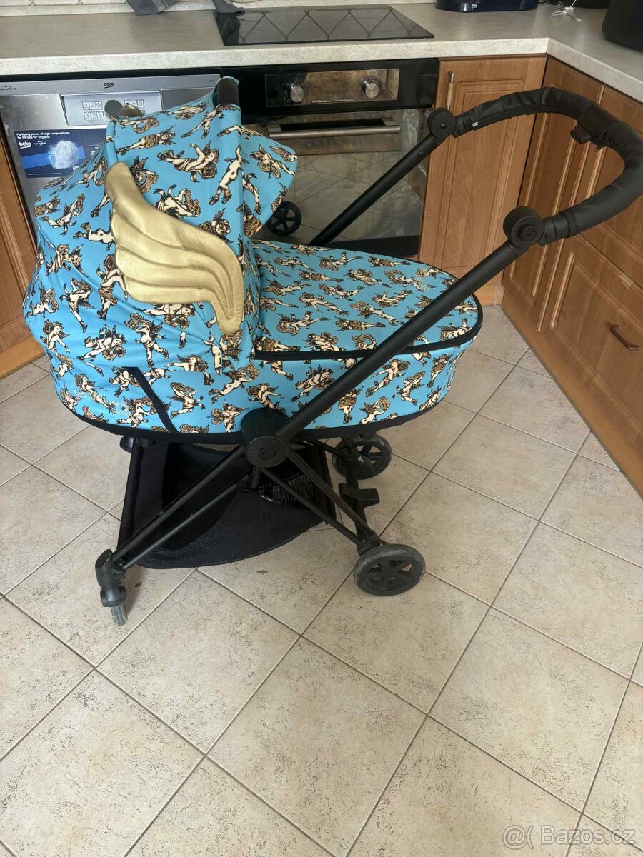 kočárek cybex mios
