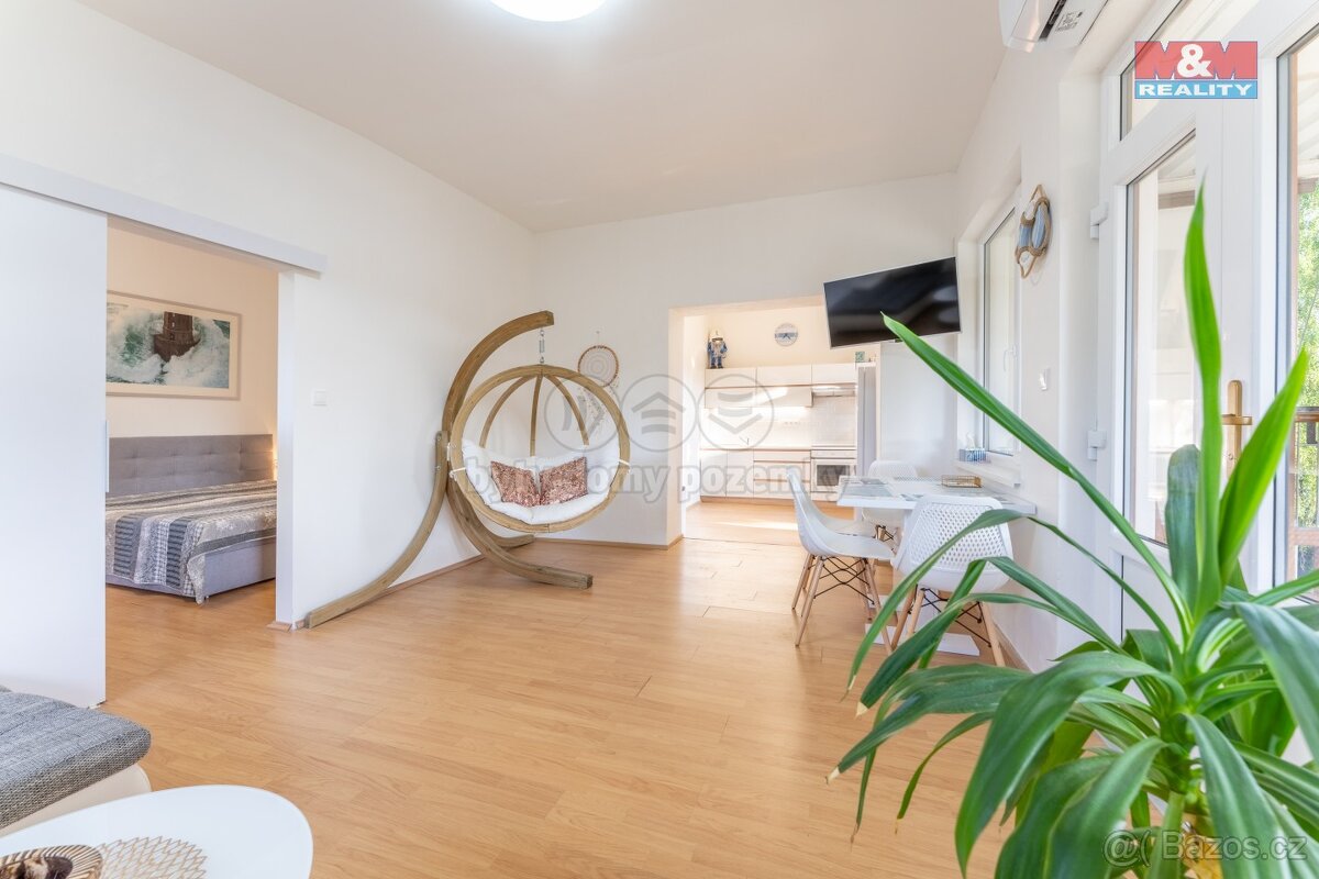 Prodej bytu 2+1, 57 m², Slapy
