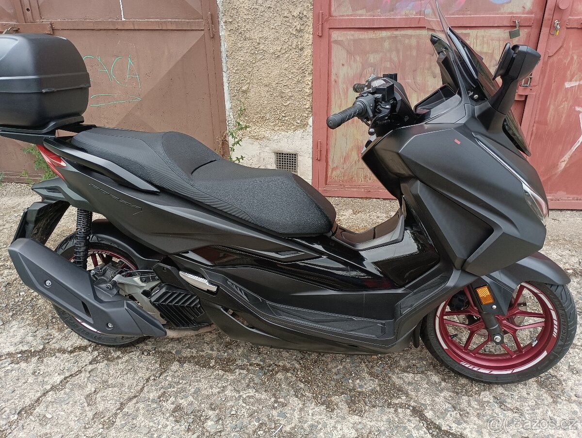 Honda Forza 125 Special edition