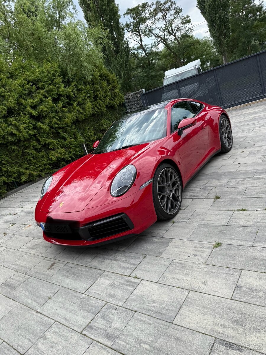 Porsche 911 carrera 4S