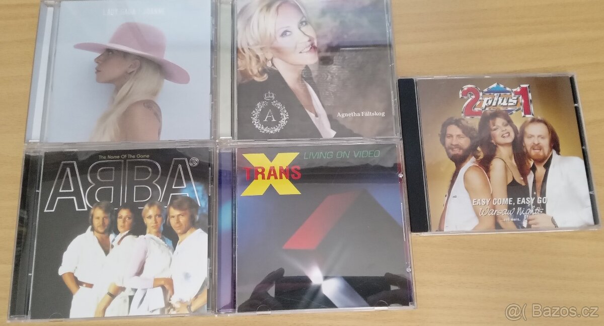 Prodám 5 ks CD