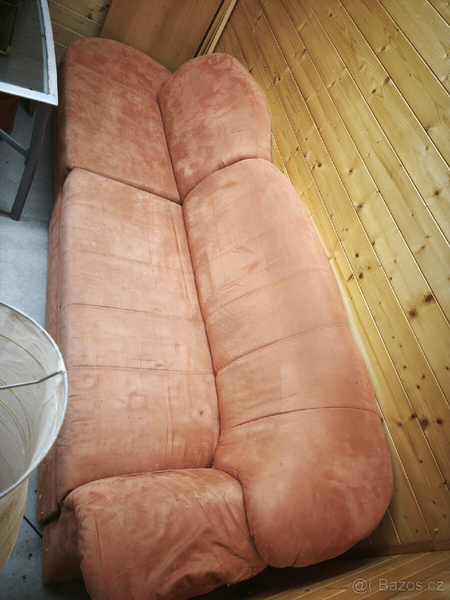 Starší rozkládací sedačka 300cm šířka
