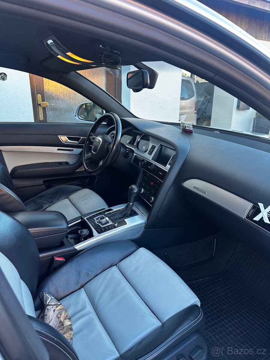 Rok 2010 v heskem stavu