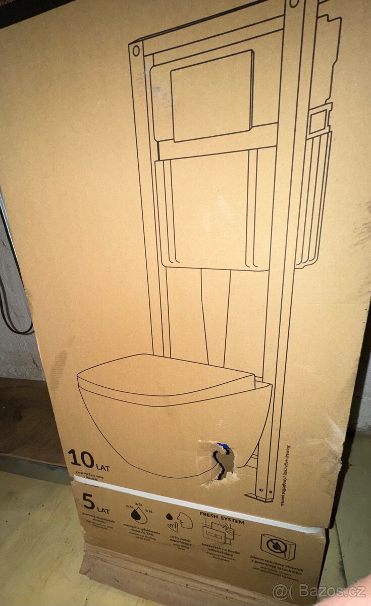 Závěsné wc komplet