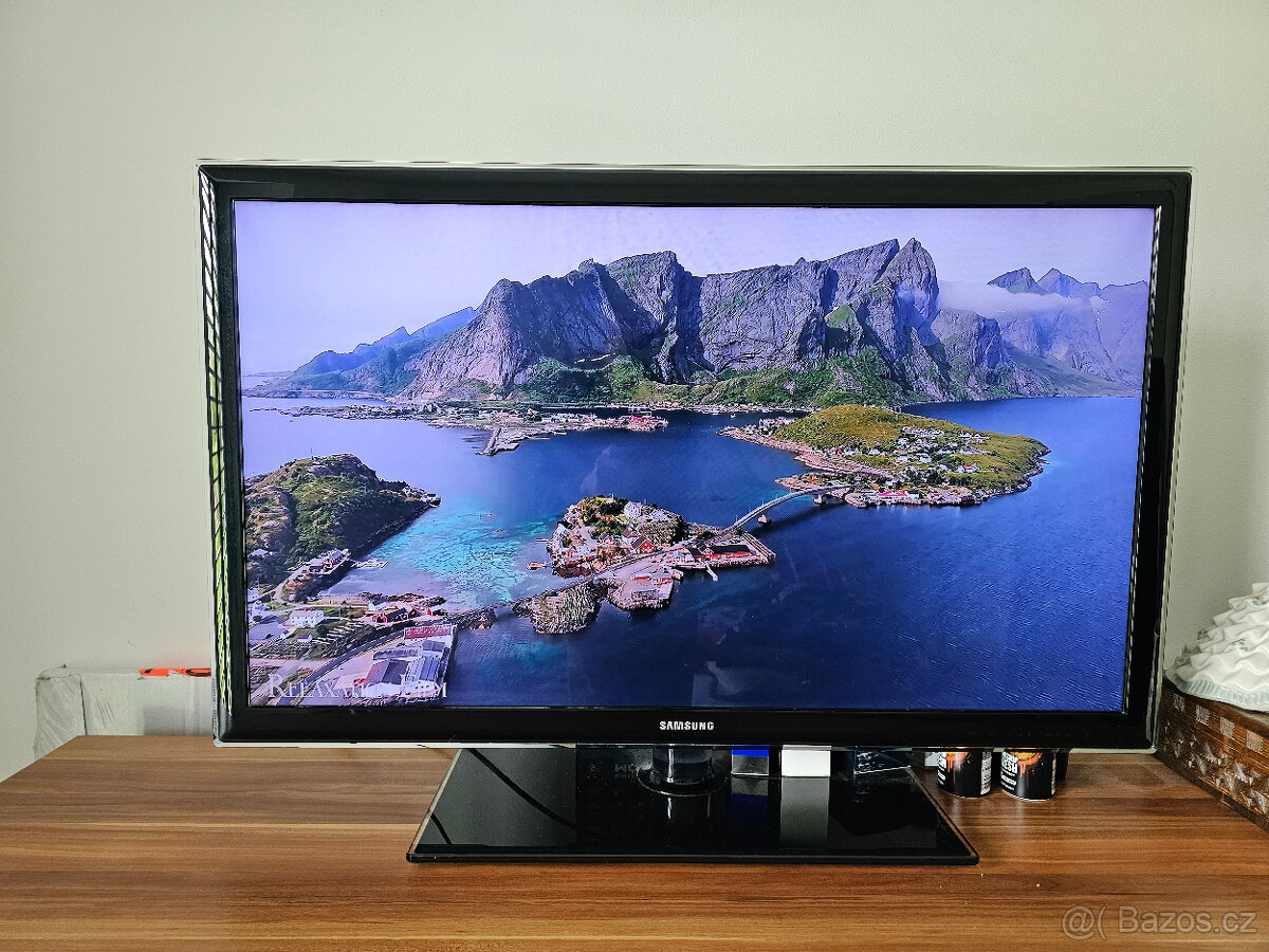 LED TV 37" Samsung UE37D5520RW