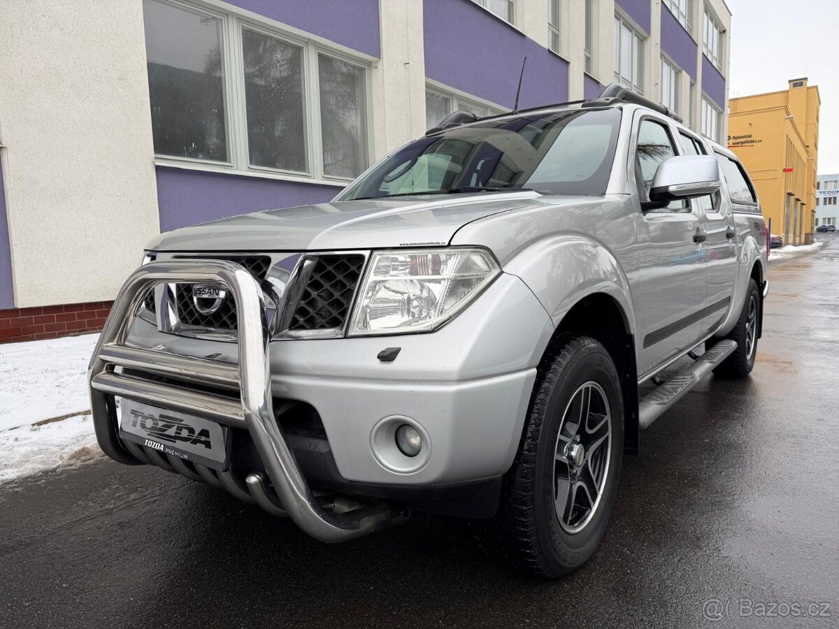 Nissan Navara 2,5 DCi PRO4X 4x4 + sada pneu