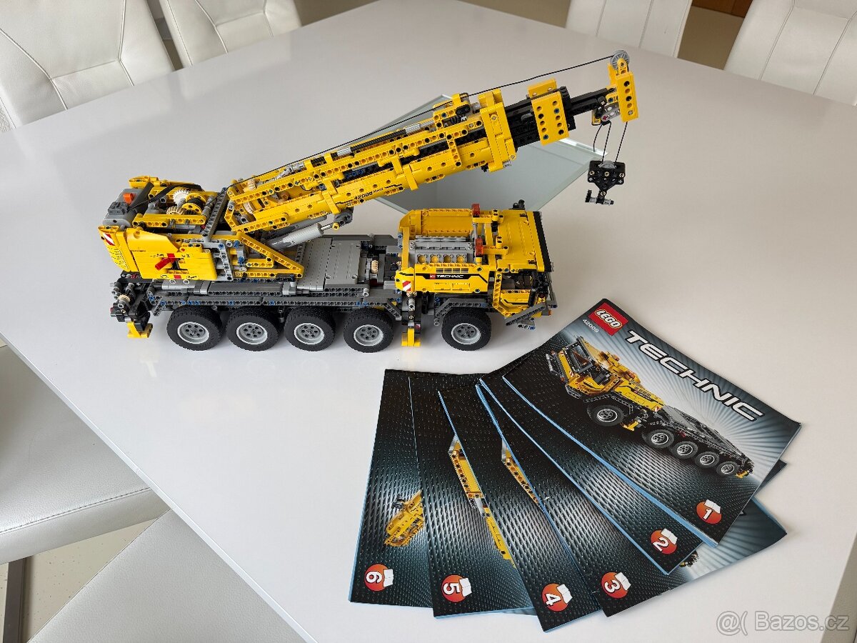 Lego Technic 42009 Mobilní jeřáb MK II model 2v1