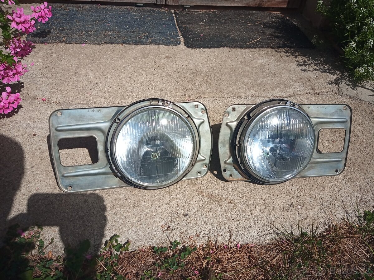 Škoda 105–120: originál přední světla H4