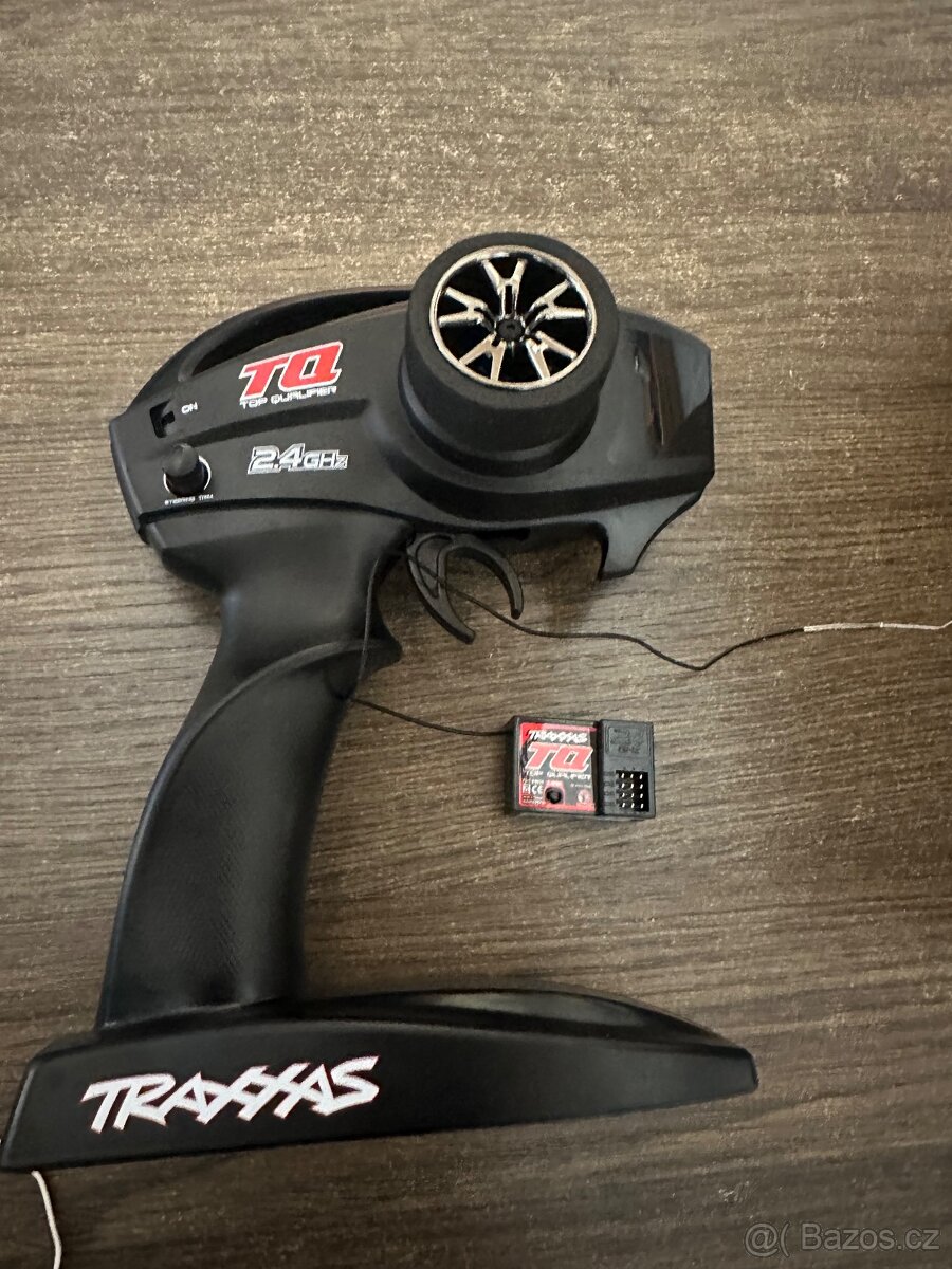 Traxxas TQ vysielač prijímač