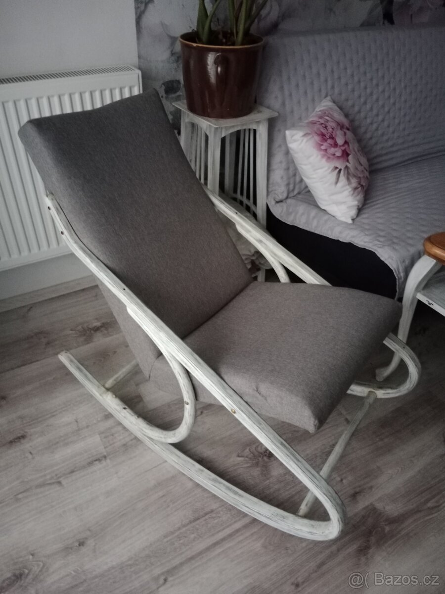 Houpací křeslo