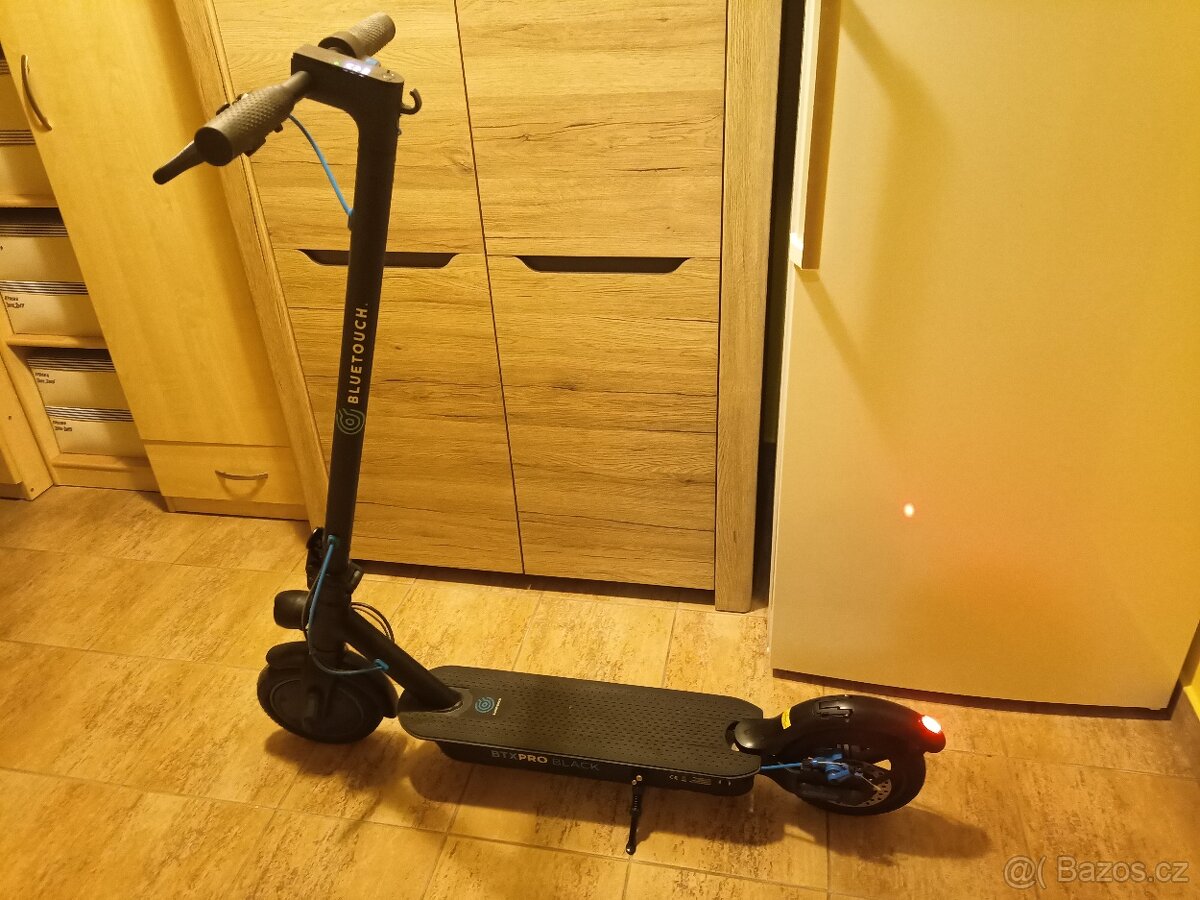 Elektrokoloběžka Bluetouch BTX PRO