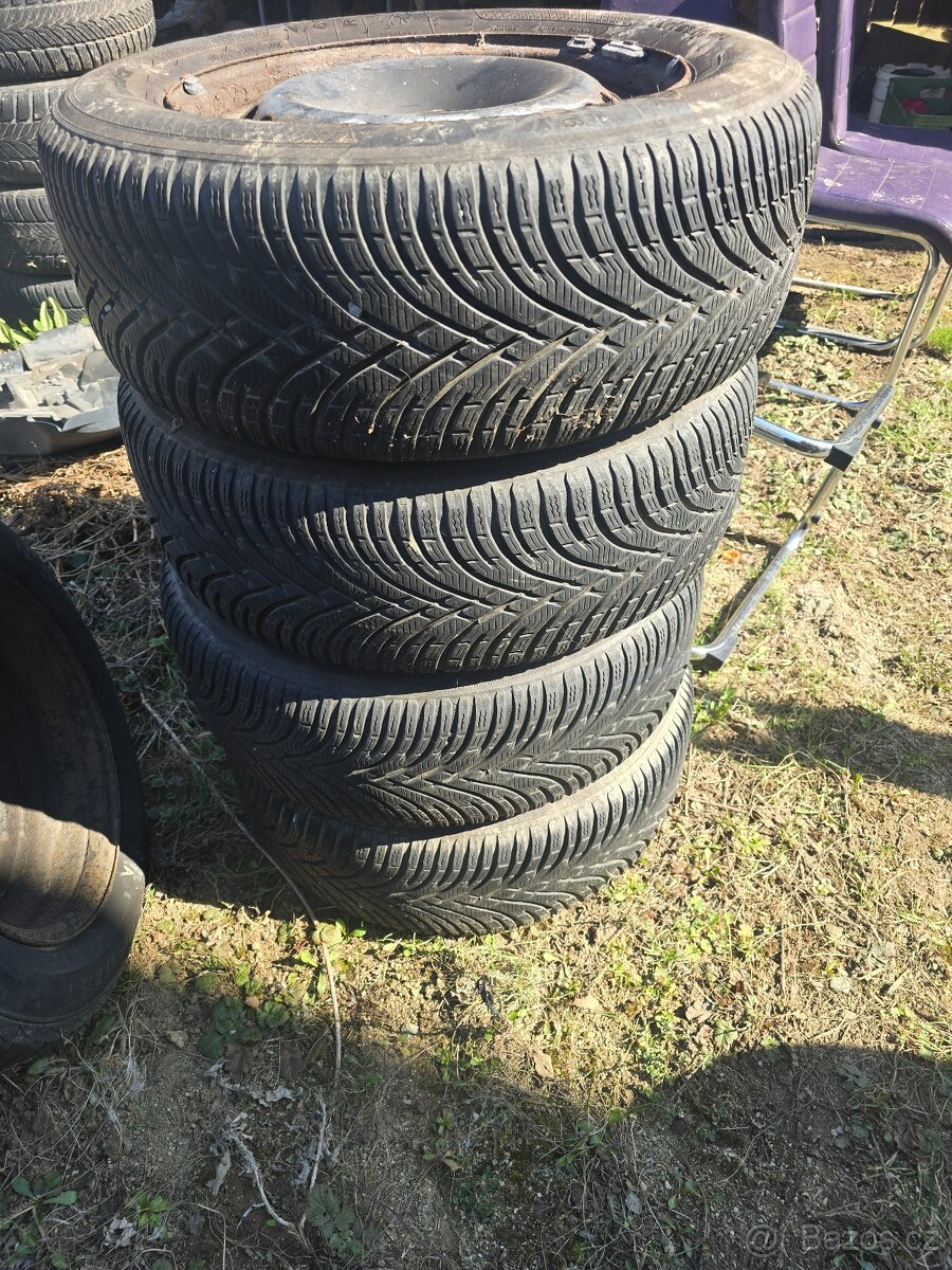 215/60/16